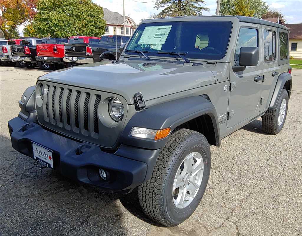 New 2018 Jeep Wrangler 4-Door 28S SUV/Sedan near Milwaukee #71494 ...