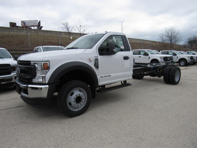 New 2020 Ford F550 Xl Cab Chassis Near Milwaukee #22008 